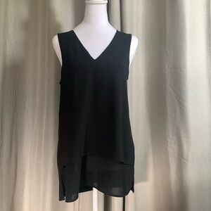 Vince Camuto V-Neck Layered Black Tank Top Size Small